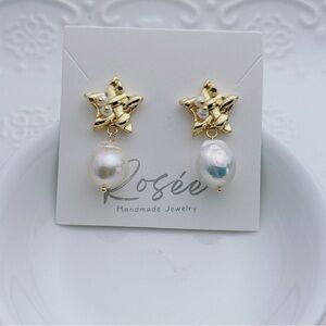 26E151 Handmade Freshwater Baroque Pearl Star Top Dangling Earrings